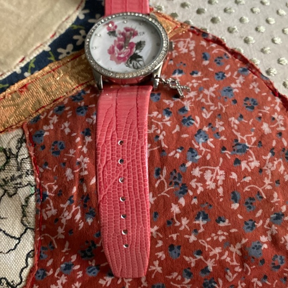 White House Black Market Watch for Breast Cancer Awareness - Picture 5 of 9